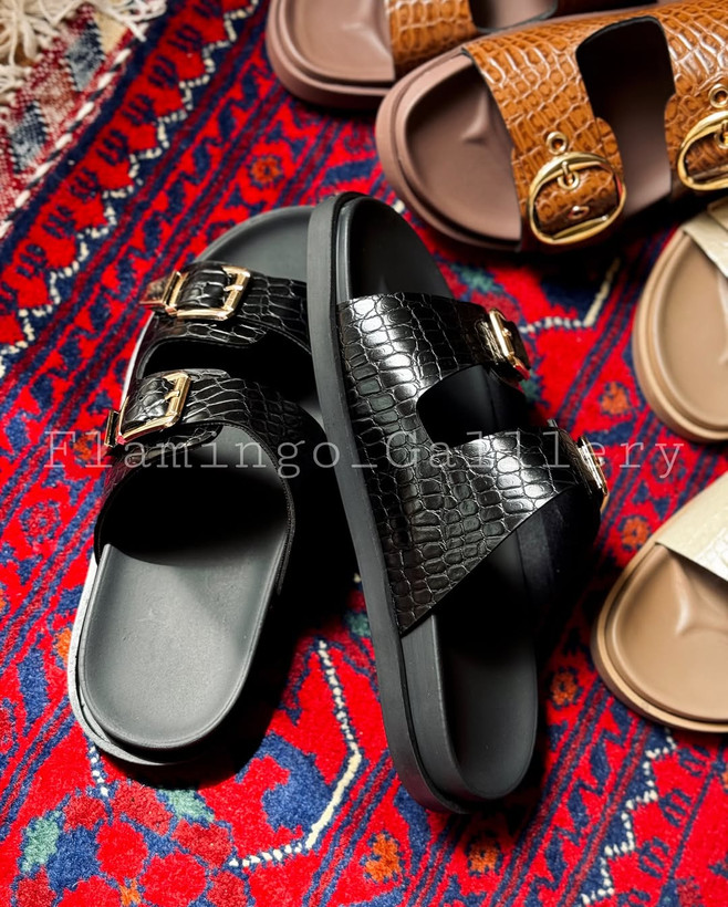 صندل چرمی دو سگک